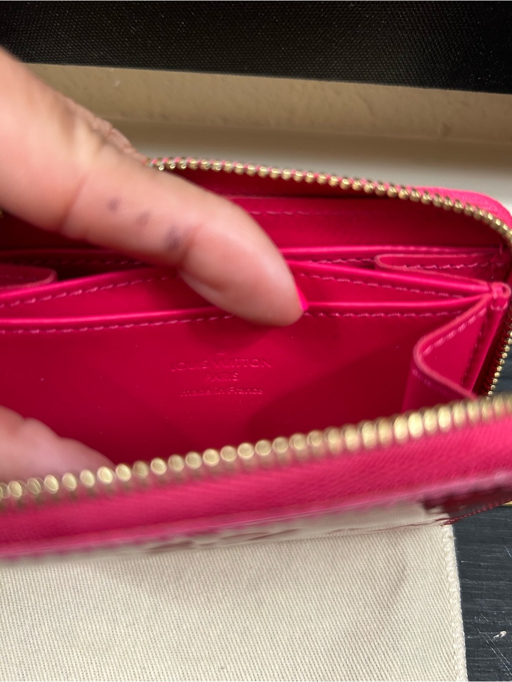 Louis Vuitton Monogram Vernis Zippy Coin/Card Purse - Picture 5 of 5